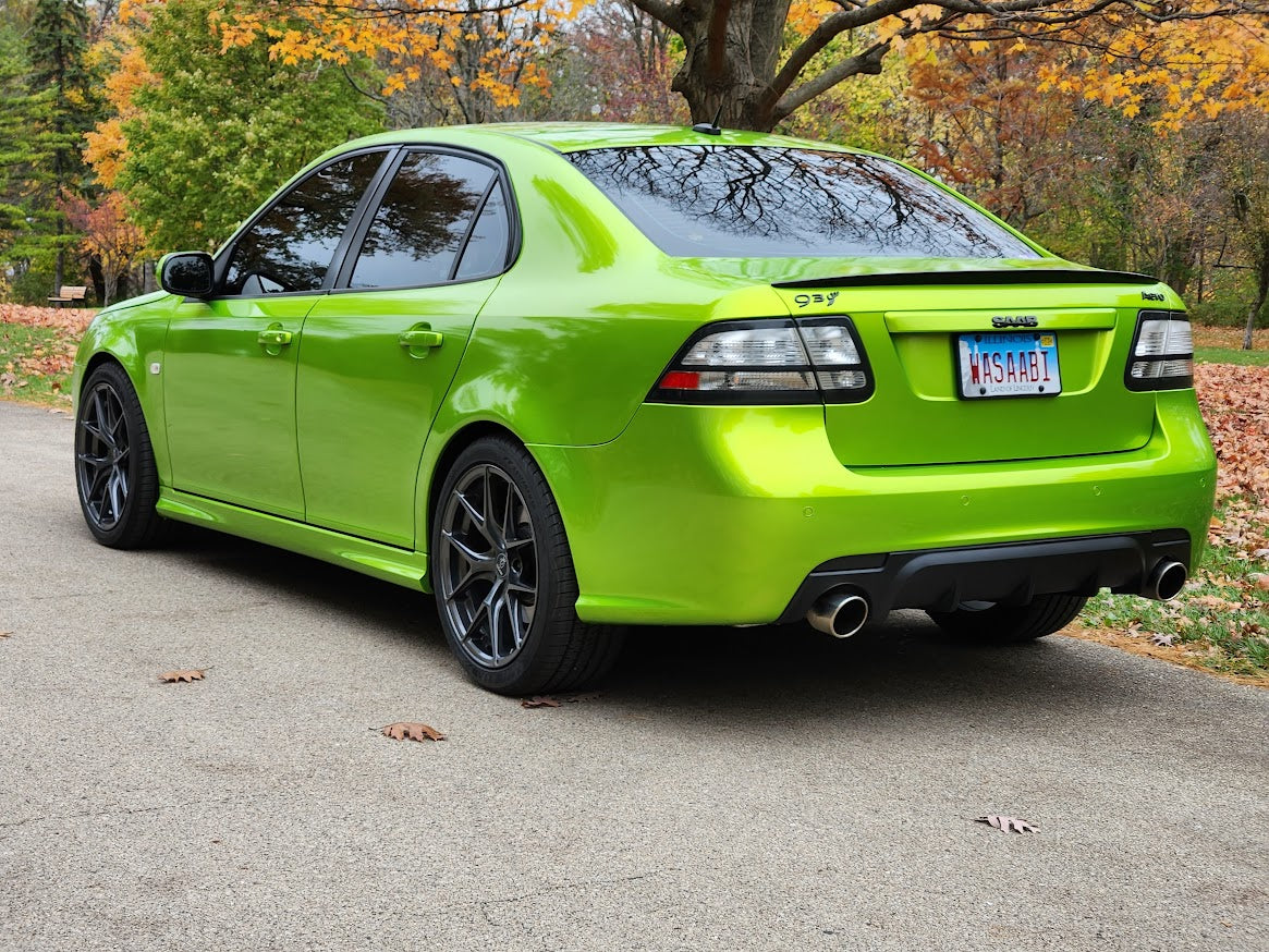 KPMF Gloss Dynamic Lime SAAB Aero Vinyl Wrap