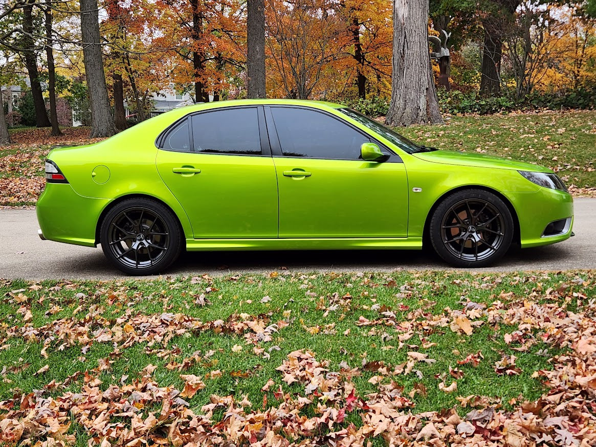KPMF Gloss Dynamic Lime SAAB Aero Vinyl Wrap