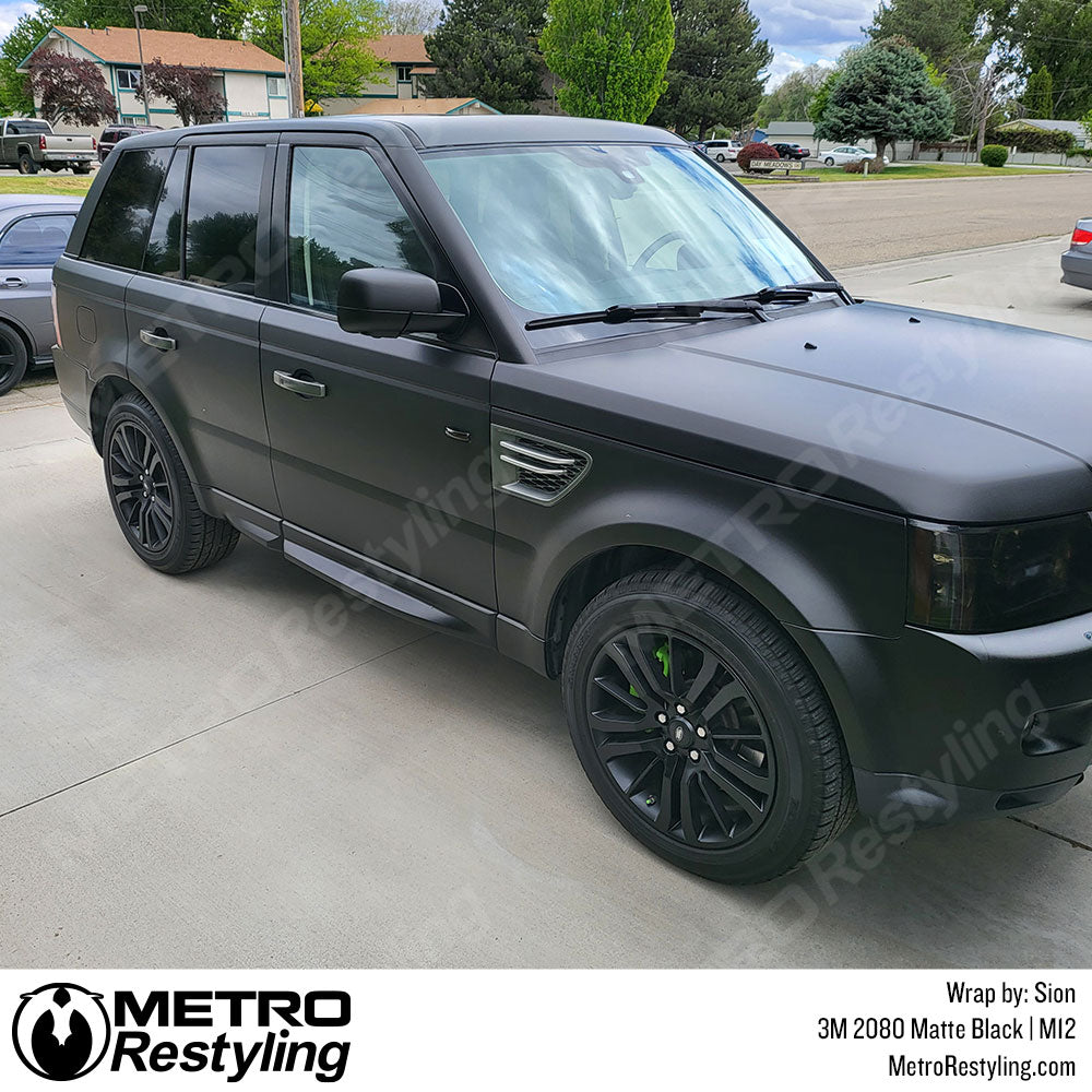 matte black range rover