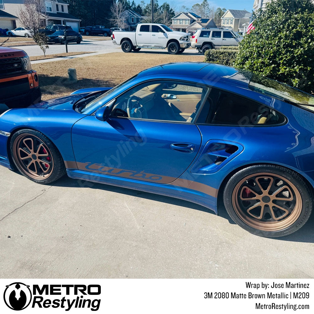 brown stripe porsche wrap