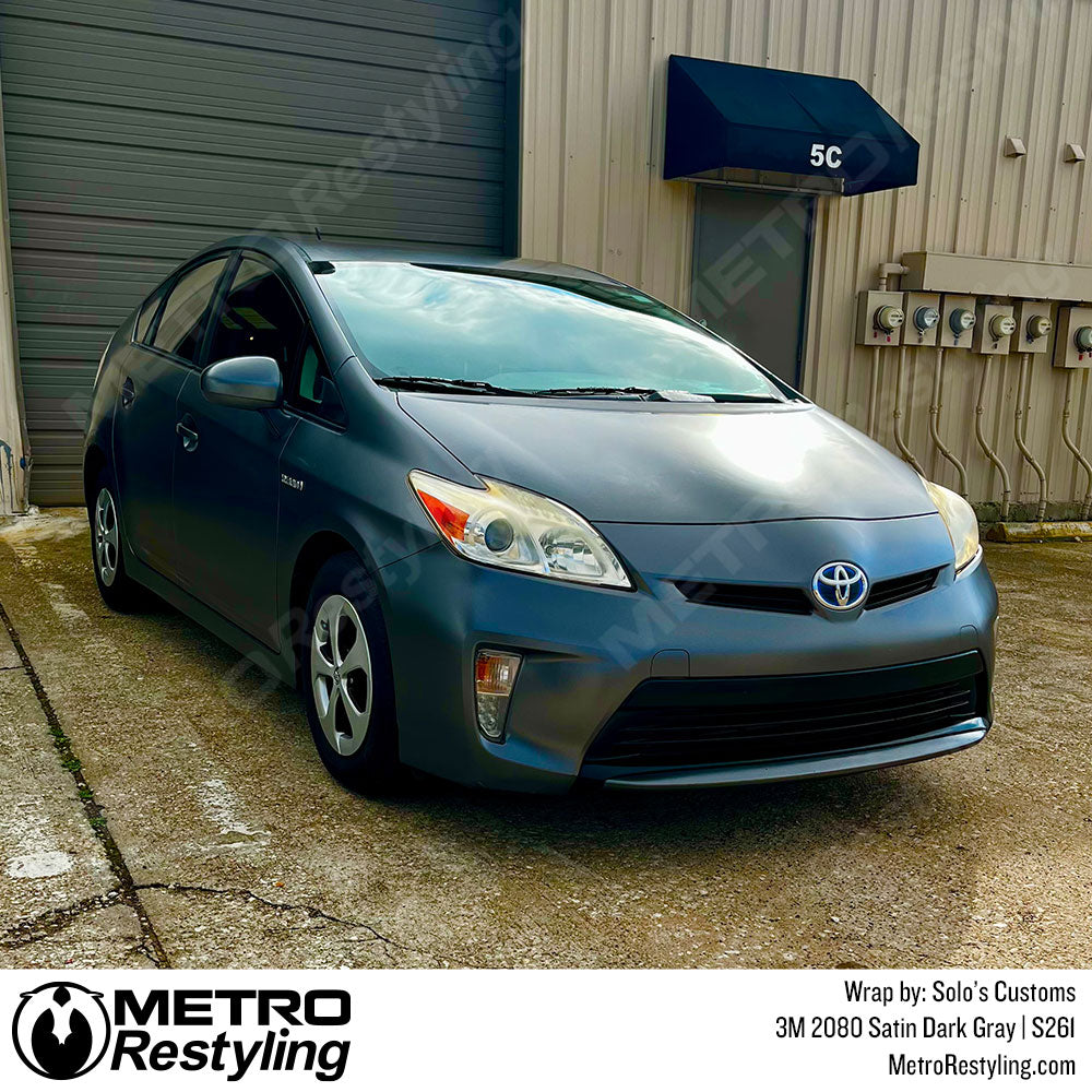 gray prius wrap