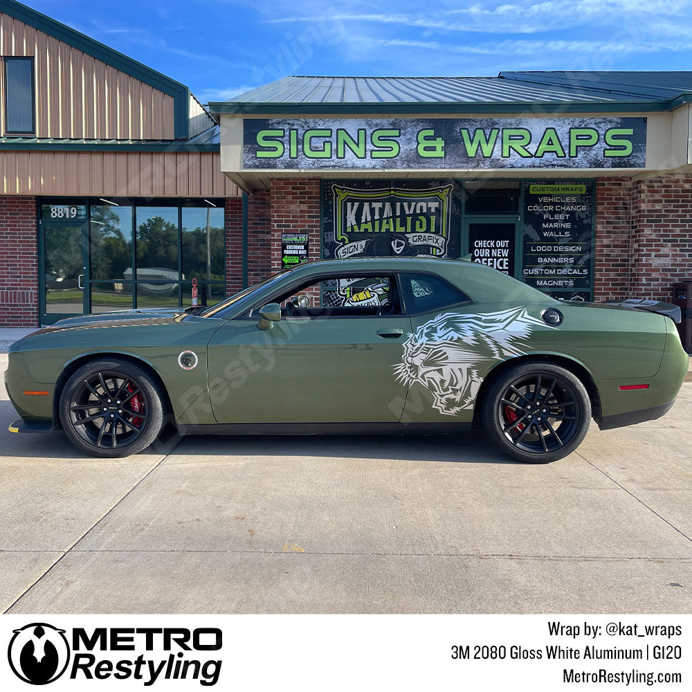 white aluminum dodge wrap