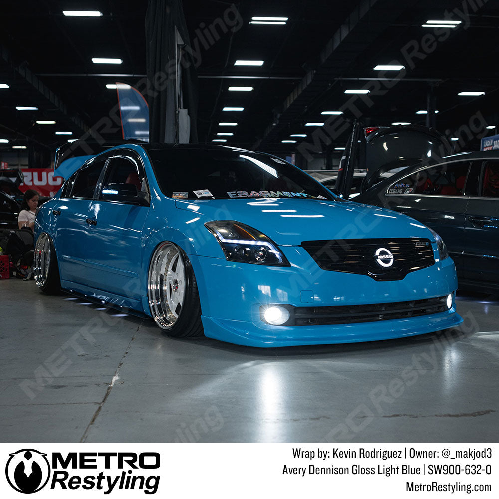 glossy blue nissan altima wrap
