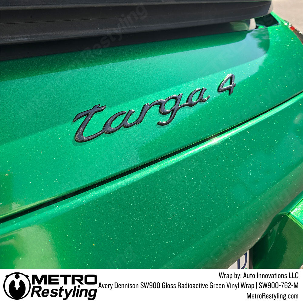 Avery Dennison SW900 Gloss Radioactive Green Vinyl Wrap | SW900-762-M