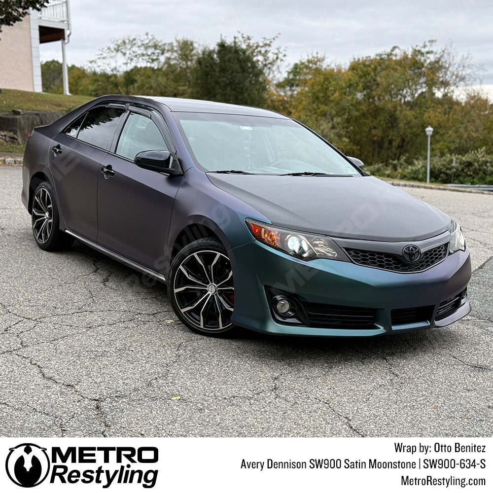 toyota with green color shift wrap