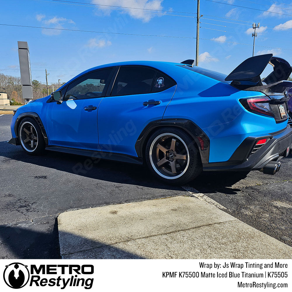 car with blue color vinyl wrap