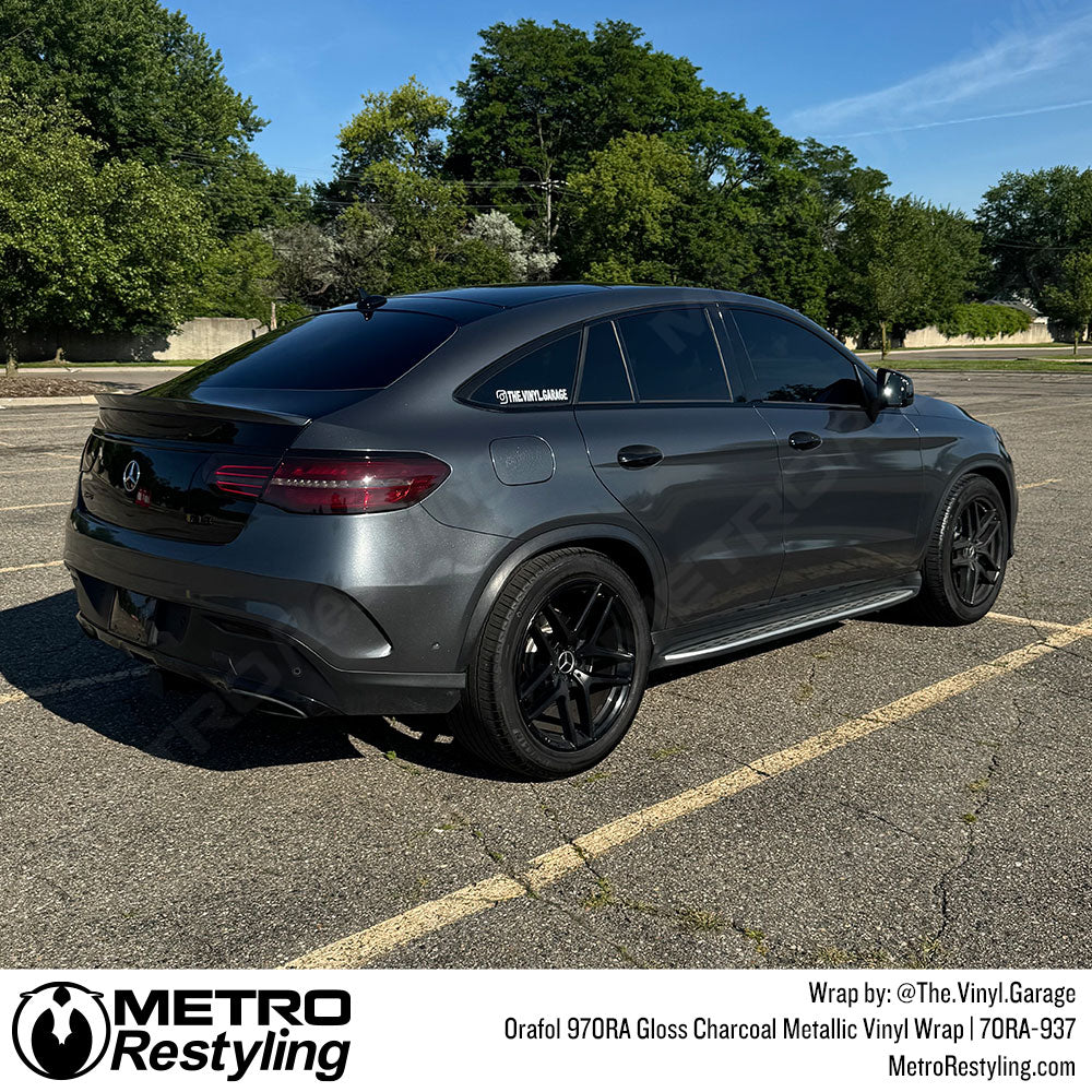 Orafol 970RA Gloss Charcoal Metallic Vinyl Wrap | 970RA-937