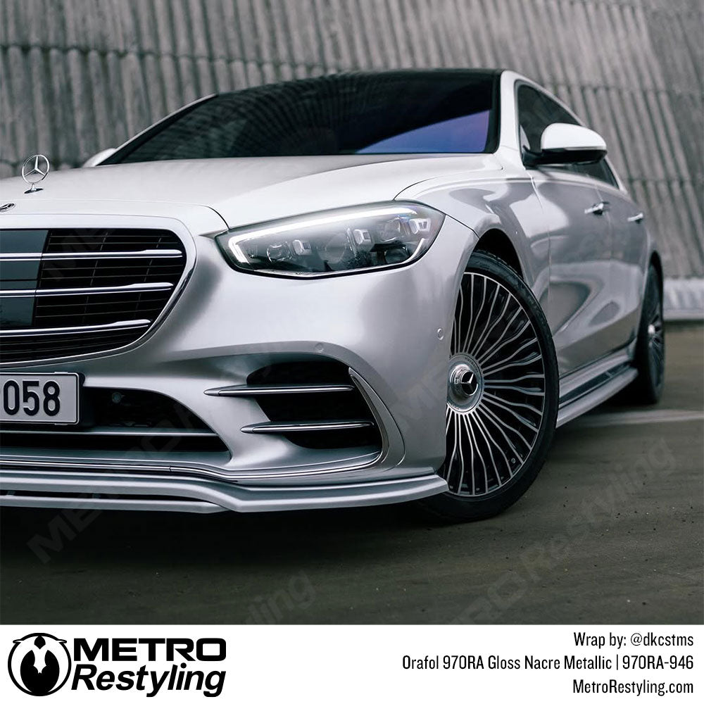 Mercedes with color change vinyl wrap