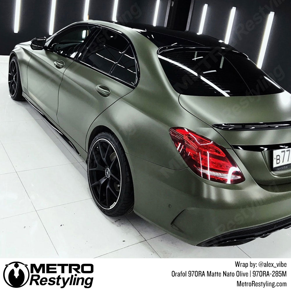 mercedes with green wrap