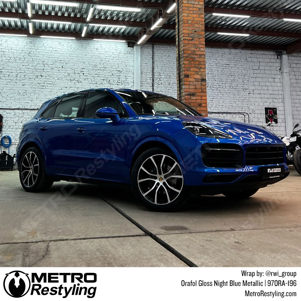 gloss blue porsche wrap