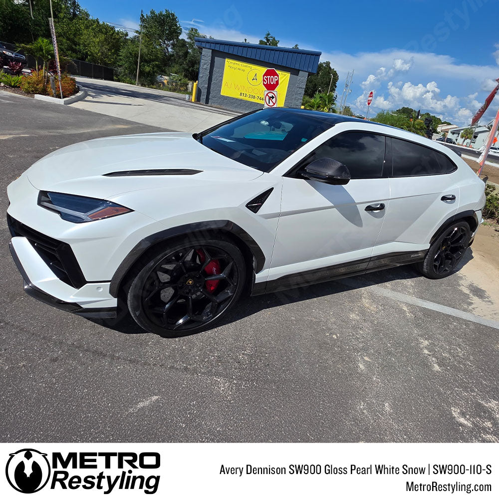 Avery Dennison SW900 Gloss Pearl White Snow Vinyl Wrap | SW900-110-S
