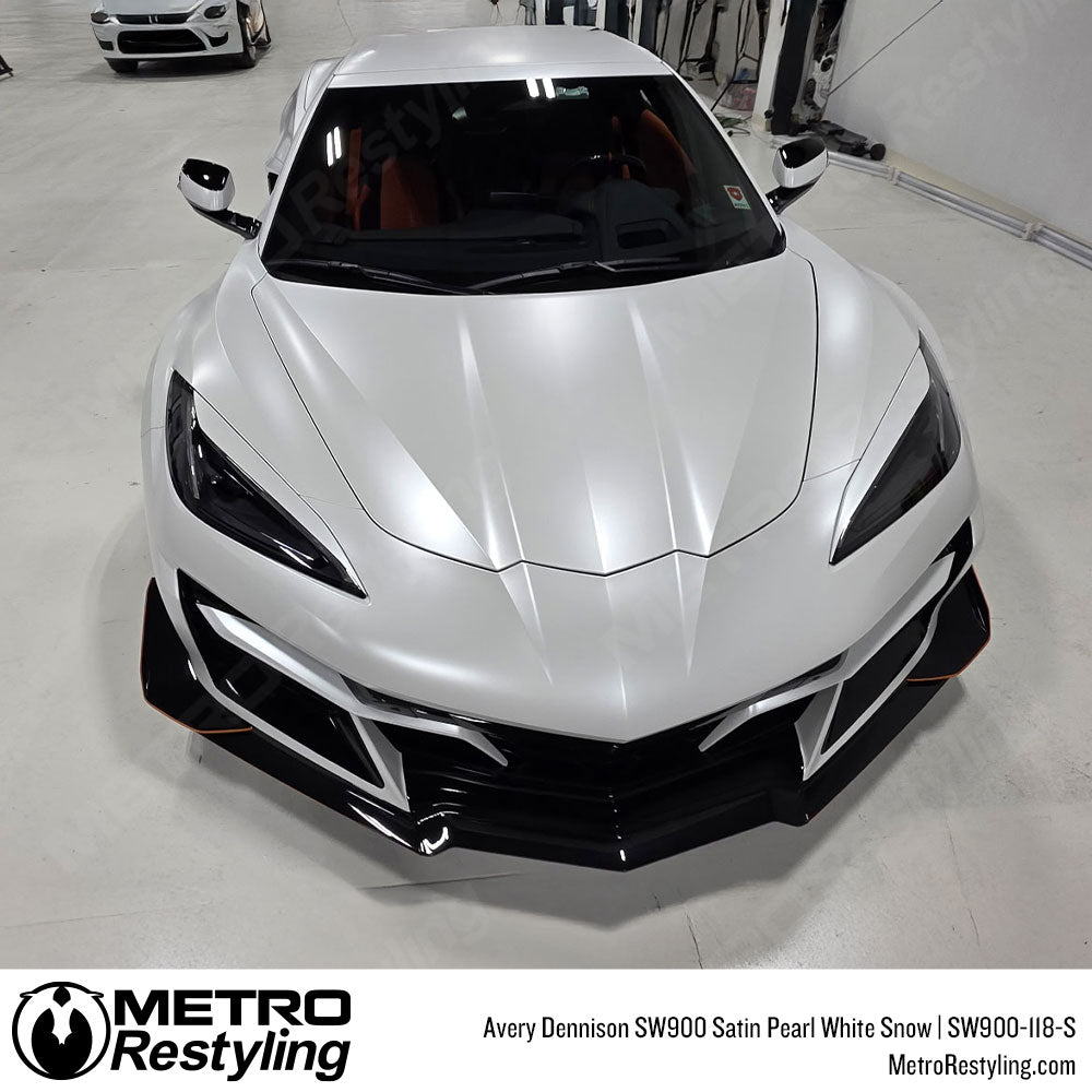 Avery Dennison SW900 Satin Pearl White Snow Vinyl Wrap | SW900-118-S