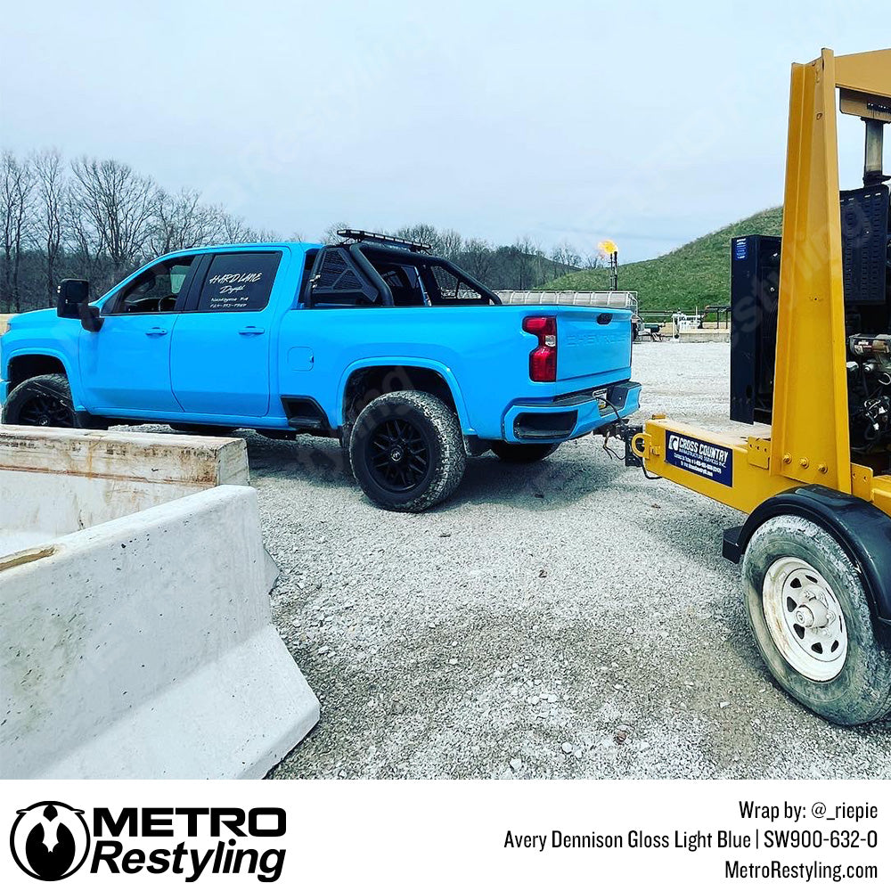 Avery Dennison Gloss Light Blue_SW900-632-O_Truck