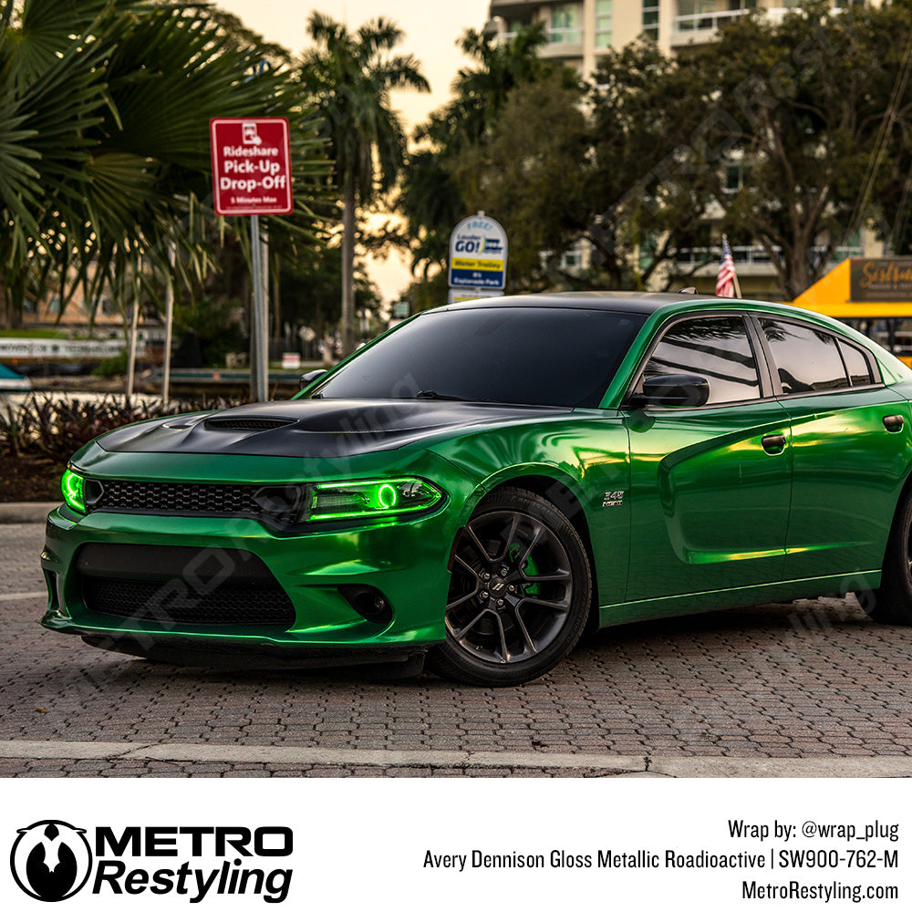 AveryDennison_Gloss_Metallic_Roadioactive_Car_Wrap_762-M_Dodge Charger