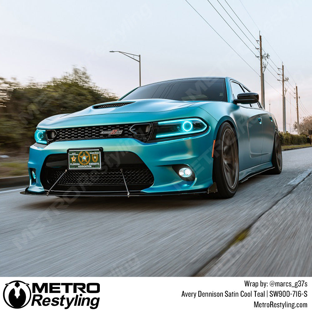 Avery Dennison SW900 Satin Cool Teal charger