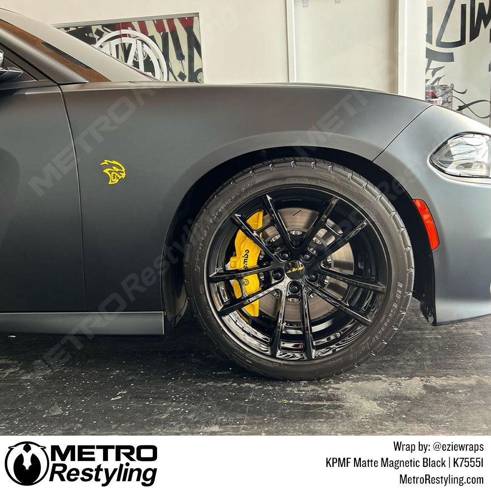 Matte Magnetic Black Charger