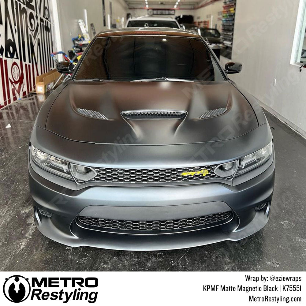 Matte Magnetic Black Charger