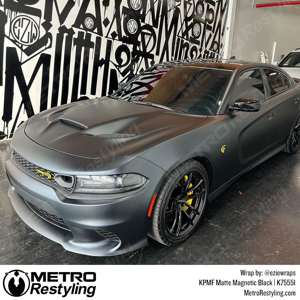 Matte Magnetic Black Charger