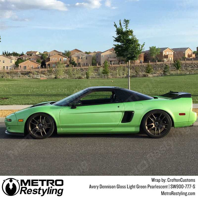 Avery Dennison SW900 Gloss Light Green Pearlescent