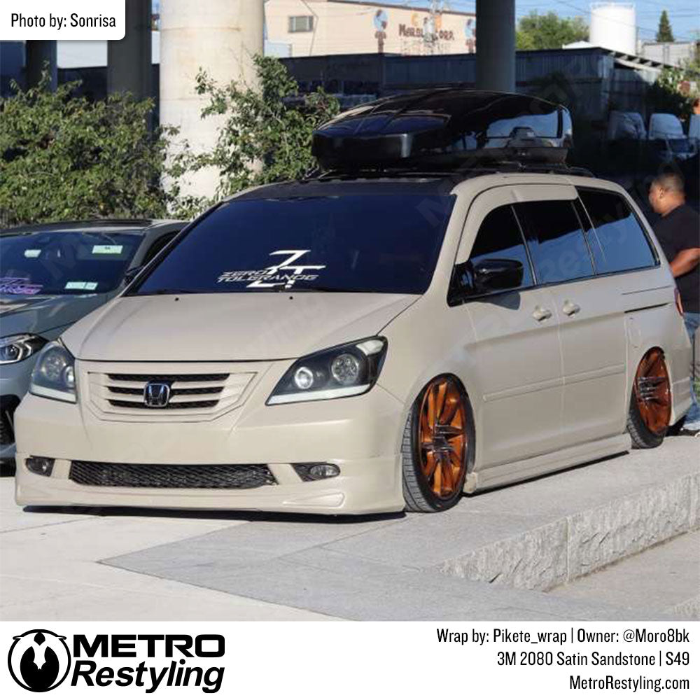 Honda van with sandstone vinyl car wrap