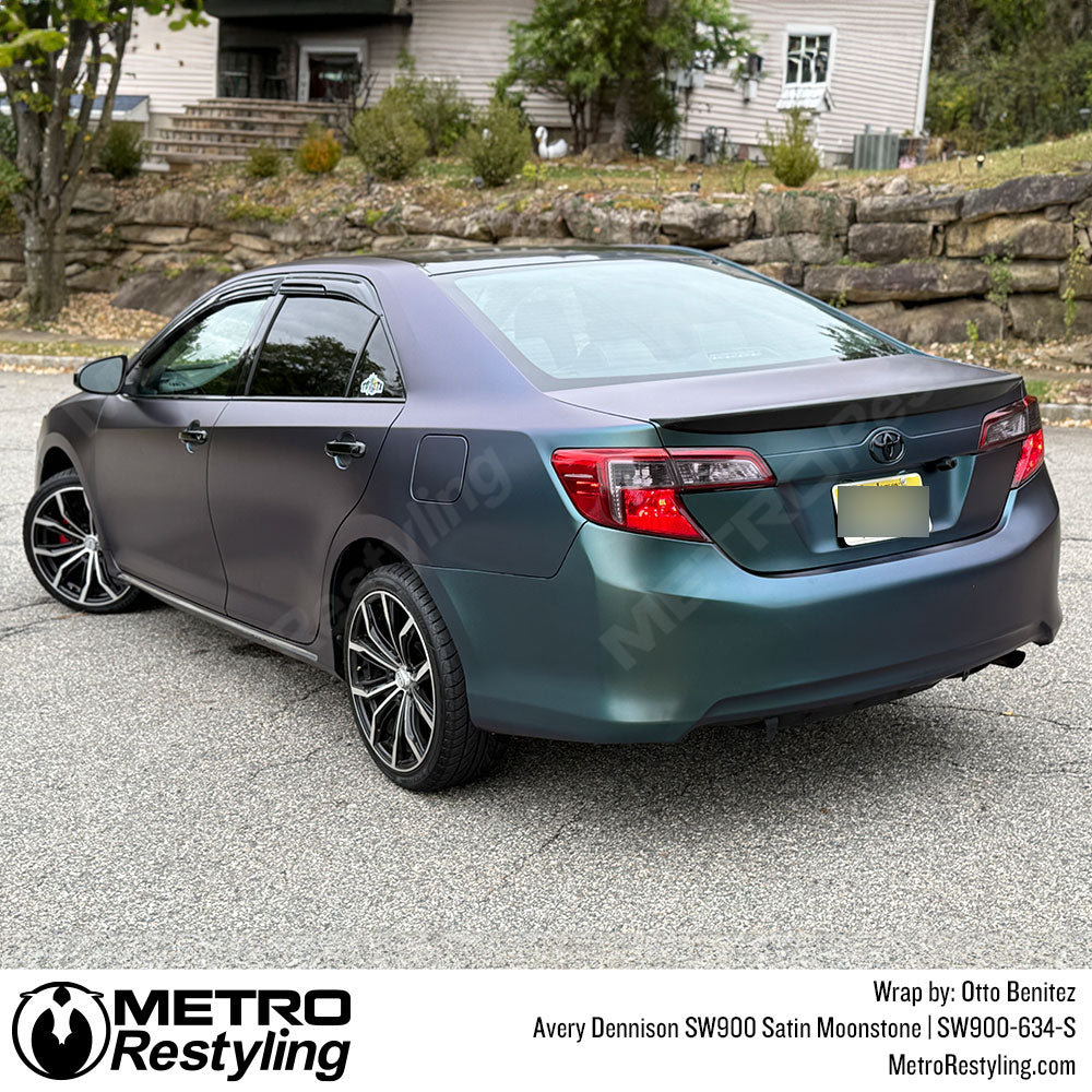 toyota with green color shift wrap