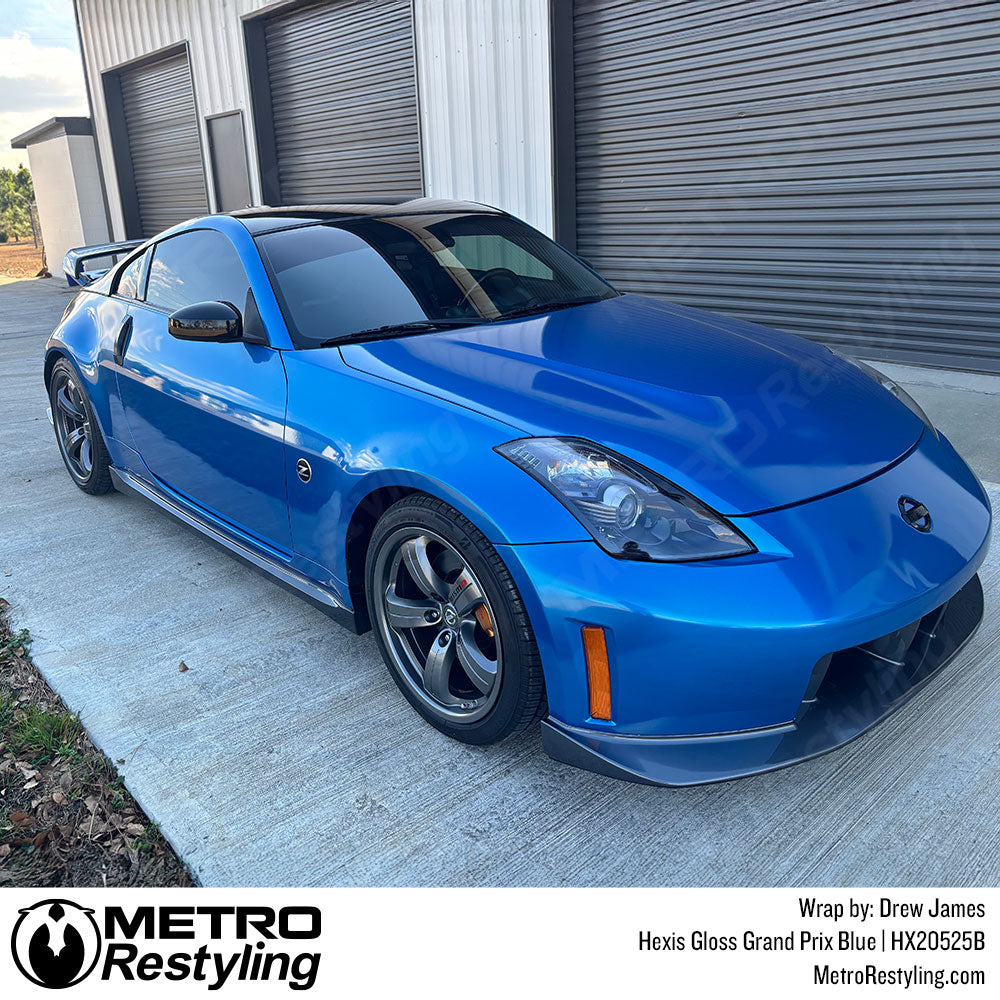 car with blue color change vinyl wrap