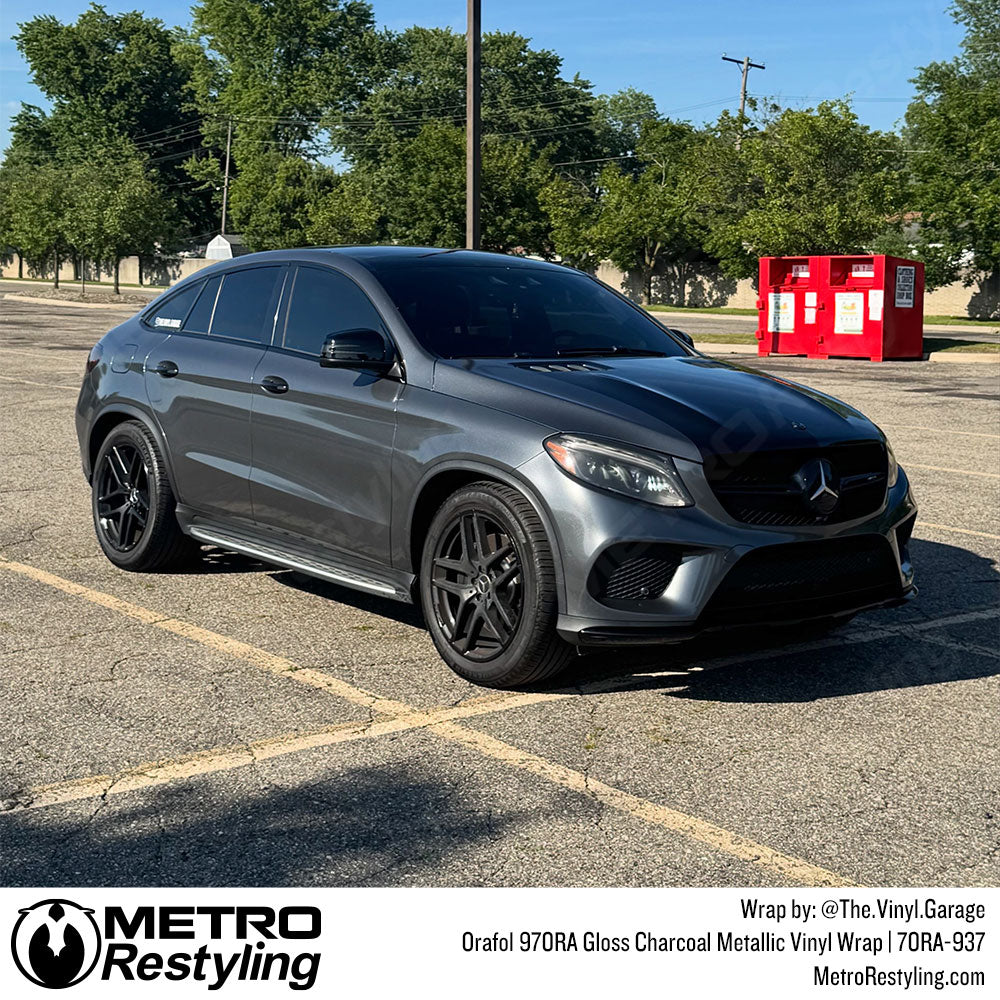 Orafol 970RA Gloss Charcoal Metallic Vinyl Wrap | 970RA-937