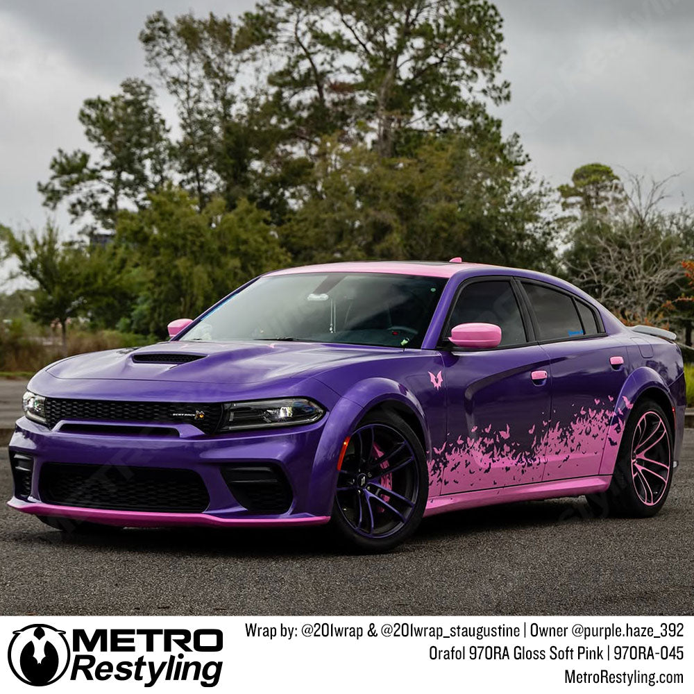 Soft Pink Charger Accents